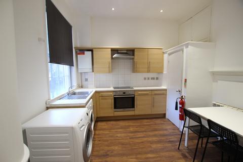 8 bedroom end of terrace house to rent, Worcester, Worcestershire WR1