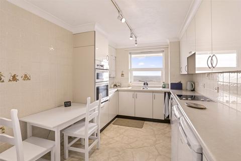 2 bedroom flat for sale, West Parade, Worthing, West Sussex, BN11