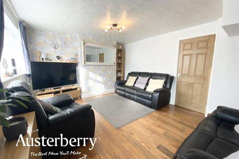 3 bedroom townhouse for sale, Goldenhill Road, Stoke-On-Trent ST4