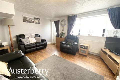 3 bedroom townhouse for sale, Goldenhill Road, Stoke-On-Trent ST4