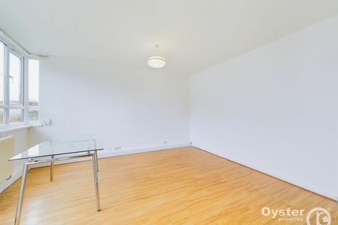 3 bedroom flat for sale, Bowes Road, London, N11