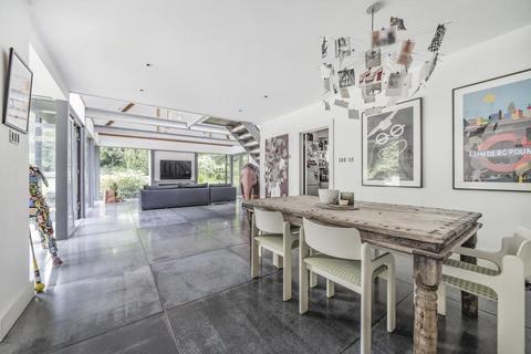 Pine Lodge Pine Grove, London, N20 8LA