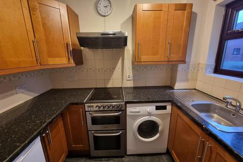 1 bedroom terraced house for sale, Peacock Mews, Maidstone ME16