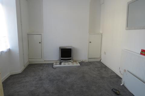 3 bedroom end of terrace house for sale, Swansea Road, Llanelli SA15