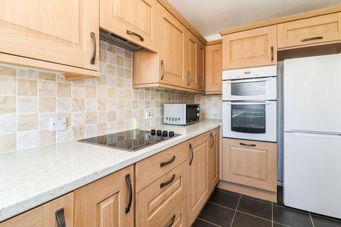 2 bedroom retirement property for sale, First Avenue, Watford, WD25