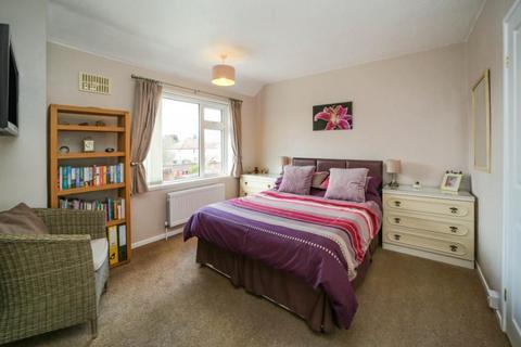 3 bedroom semi-detached house to rent, Peverel Rd, Cambridge, CB5