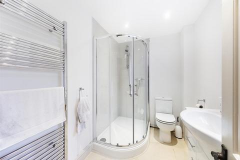 5 bedroom detached house for sale, The Croft, Cromer