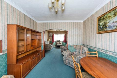 3 bedroom semi-detached house for sale, Faygate Crescent, South Bexleyheath, DA6