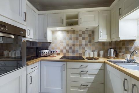 1 bedroom apartment for sale, Kings Road, Lytham St. Annes, Lancashire, FY8 1NZ