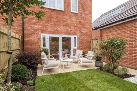 4 bedroom semi-detached house for sale, Spring Hill, Manor Lane, Maidenhead