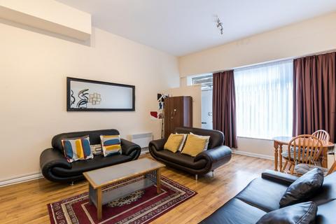 2 bedroom apartment to rent, Old Castle Street, London, E1