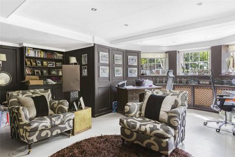 5 bedroom equestrian property for sale, Sheepcote Dell Road, Holmer Green, High Wycombe, Buckinghamshire, HP15