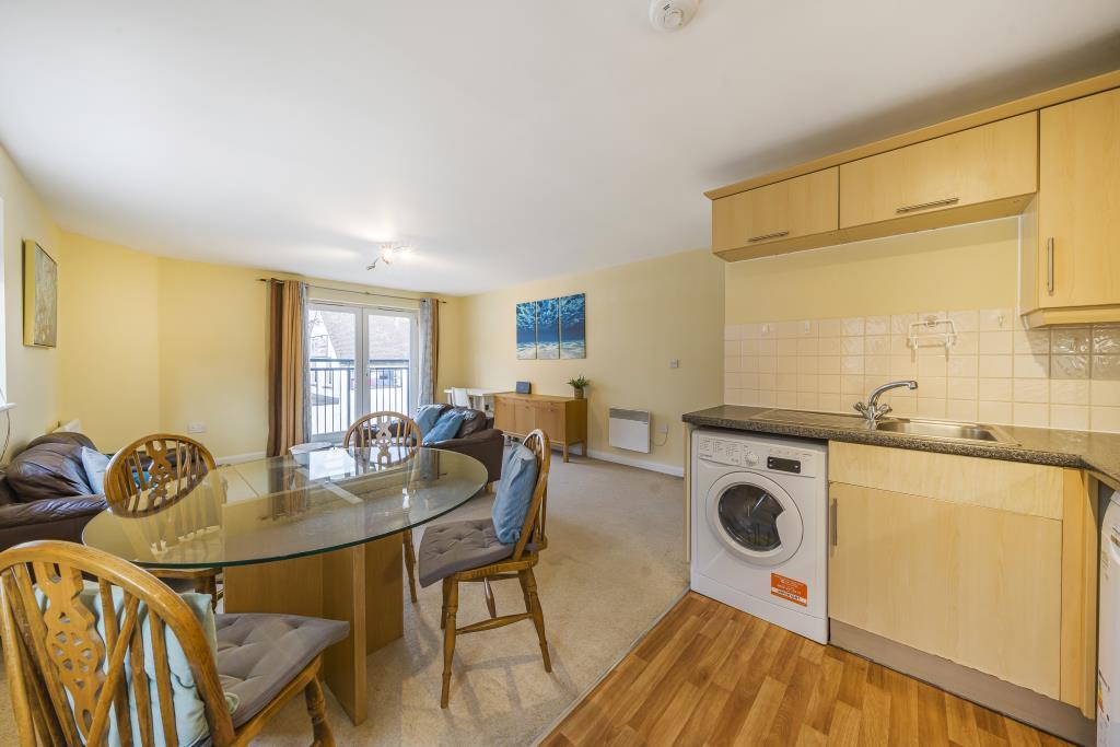Kitchen/Dining Area