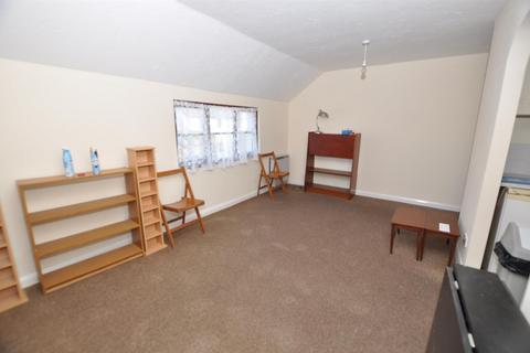 1 bedroom flat for sale, 23 High Street, Bancyfelin, Carmarthen