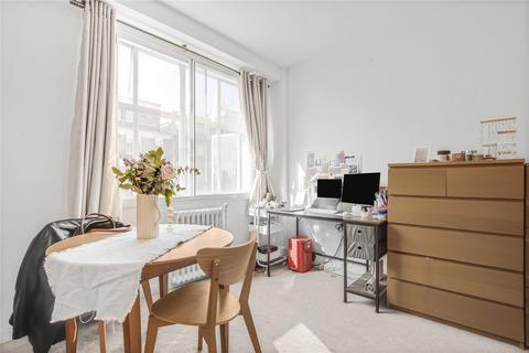 Studio to rent, Woburn Place, London WC1H