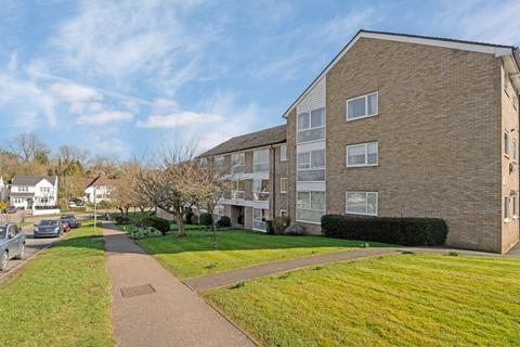 2 bedroom flat for sale, Blacketts Wood Drive, Rickmansworth WD3