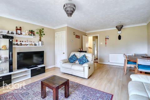 12 Halcyon Way, Hornchurch, RM11 3ND