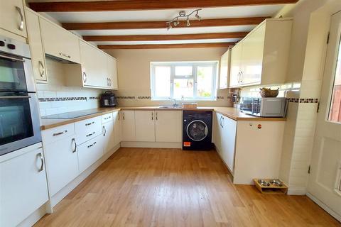 4 bedroom detached house for sale, Great Western Way, Stourport-On-Severn