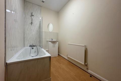 2 bedroom flat to rent, a Canning Street, Cwm, Ebbw Vale