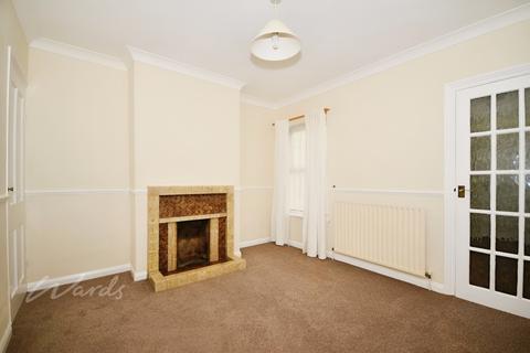 3 bedroom terraced house to rent, Milton Road Gillingham ME7