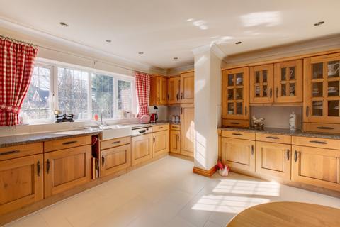 5 bedroom detached house for sale, Birmingham Road, Marlbrook, Bromsgrove, Worcestershire, B61