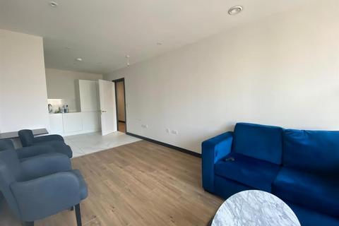 2 bedroom apartment to rent, Strand Plaza, Drury Lane, Liverpool