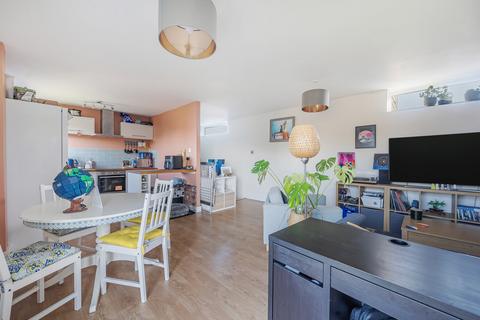 40, Belgravia Court Bath Road, Reading, RG30 2BL