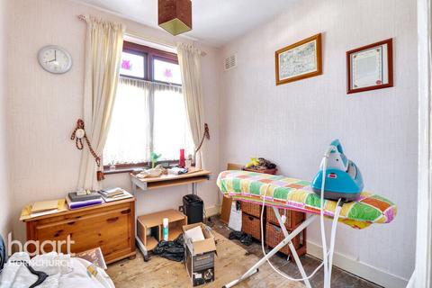 47 Beverley Gardens, Hornchurch, RM11 3NX