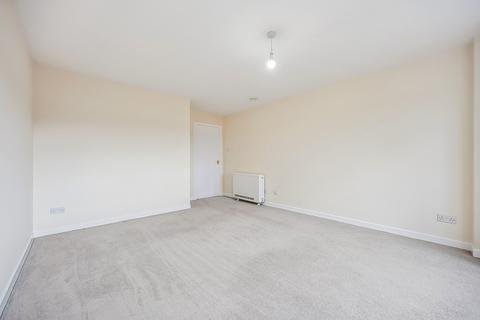 2 bedroom flat to rent, Spiers Grove, Flat C, Thornliebank , East Renfrewshire, G46 7RL