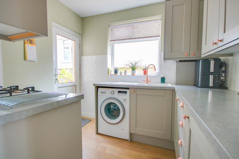2 Braeside Crescent, Southampton, SO19 7AZ