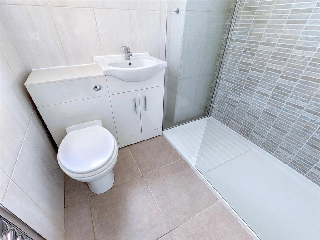 Shower Room.jpeg