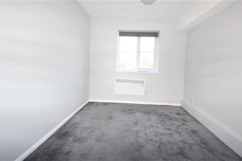 1 bedroom apartment to rent, Tennyson Close, Enfield EN3