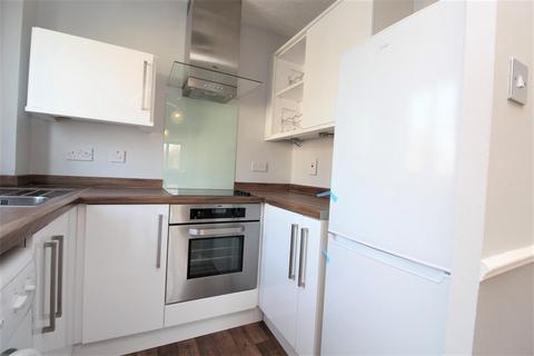 1 bedroom apartment to rent, Tennyson Close, Enfield EN3