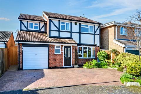 4 bedroom detached house for sale, Fosbrooke Drive, Long Eaton