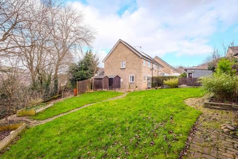 3 bedroom end of terrace house for sale, Waingate Park, Huddersfield HD7