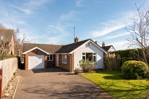 3 bedroom bungalow for sale, New Road, Dinton, Aylesbury, Buckinghamshire, HP17