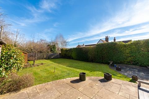 3 bedroom bungalow for sale, New Road, Dinton, Aylesbury, Buckinghamshire, HP17