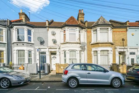 1 bedroom flat for sale, Grosvenor Road, London, E7