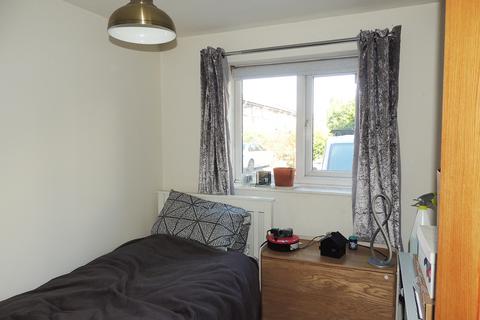 2 bedroom ground floor flat for sale, ,  Woodnewton Close, Gorton