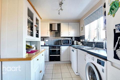 3 bedroom semi-detached house for sale, Heron Croft, Soham