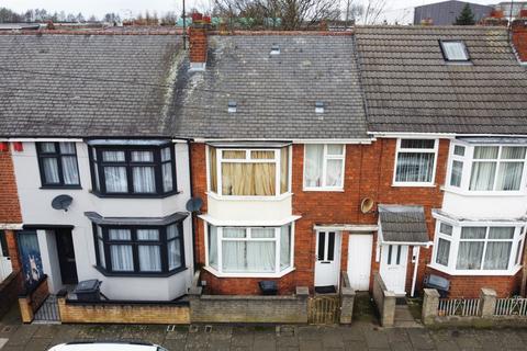 3 bedroom terraced house for sale, Frisby Road, New Humberstone, Leicester, LE5