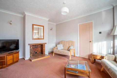 2 bedroom bungalow for sale, The Glade, York