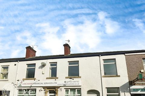 2 bedroom apartment to rent, Edenfield Road, Rochdale, OL12