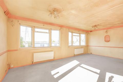 2 bedroom mobile home for sale, Meadow Close, Bricket Wood, St. Albans