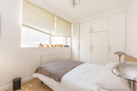 3 bedroom flat to rent, Picton Place, Marylebone, London, W1U