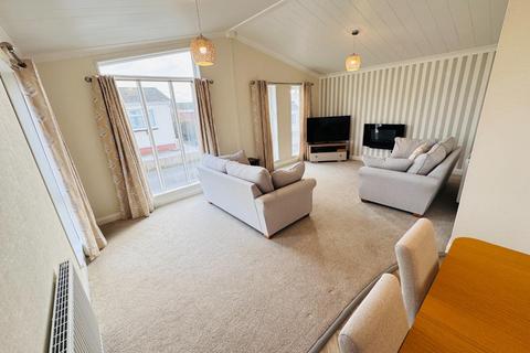 2 bedroom detached bungalow for sale, Sea Breeze Park, Seaton Carew, Hartlepool