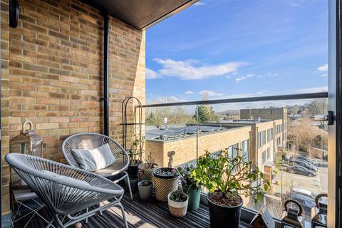 2 bedroom apartment for sale, Leaden Hill, Coulsdon