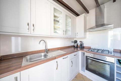 12 Edith Road, London, SW19 8TW