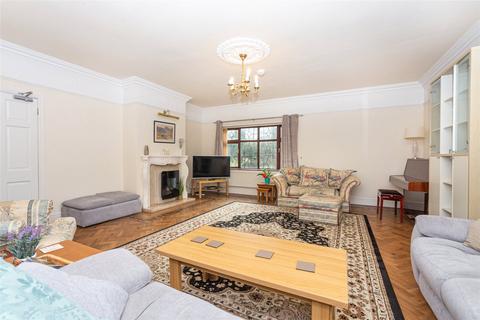 undefined, Llanrug, Caernarfon, Gwynedd, LL55