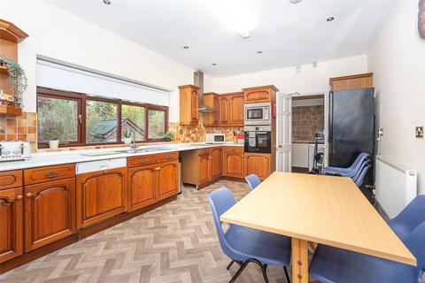 undefined, Llanrug, Caernarfon, Gwynedd, LL55